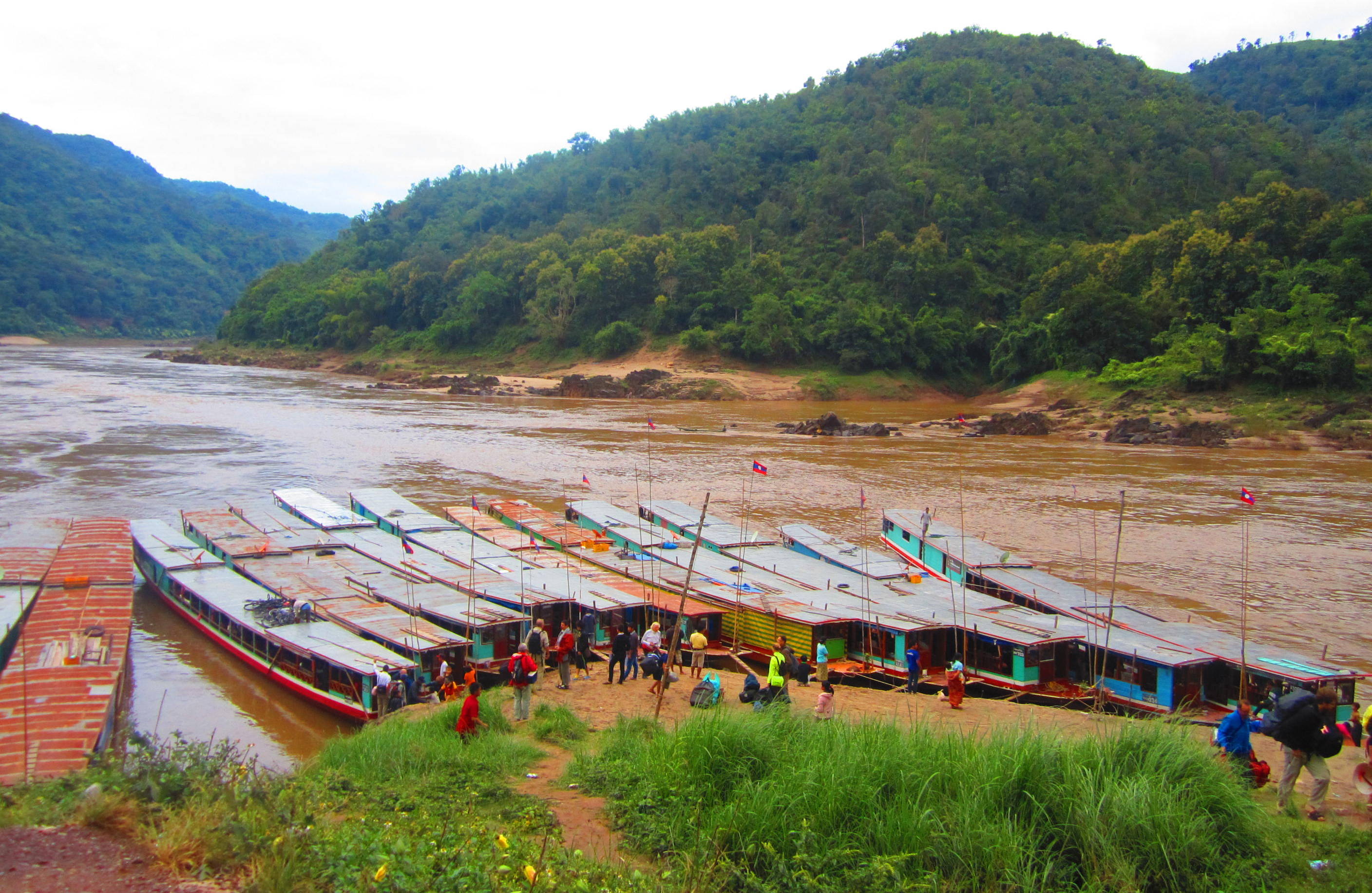 Taking the riverboat from Laos back to Thailand
