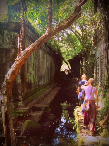 Exploring Beng Mealea