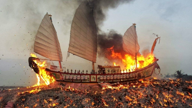 Donggang Burning Boat Festival, Taiwan