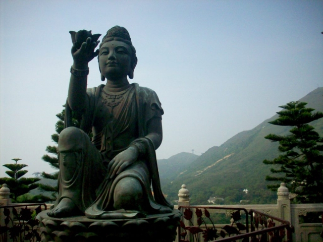 Tian Tian Buddha, Hong Kong